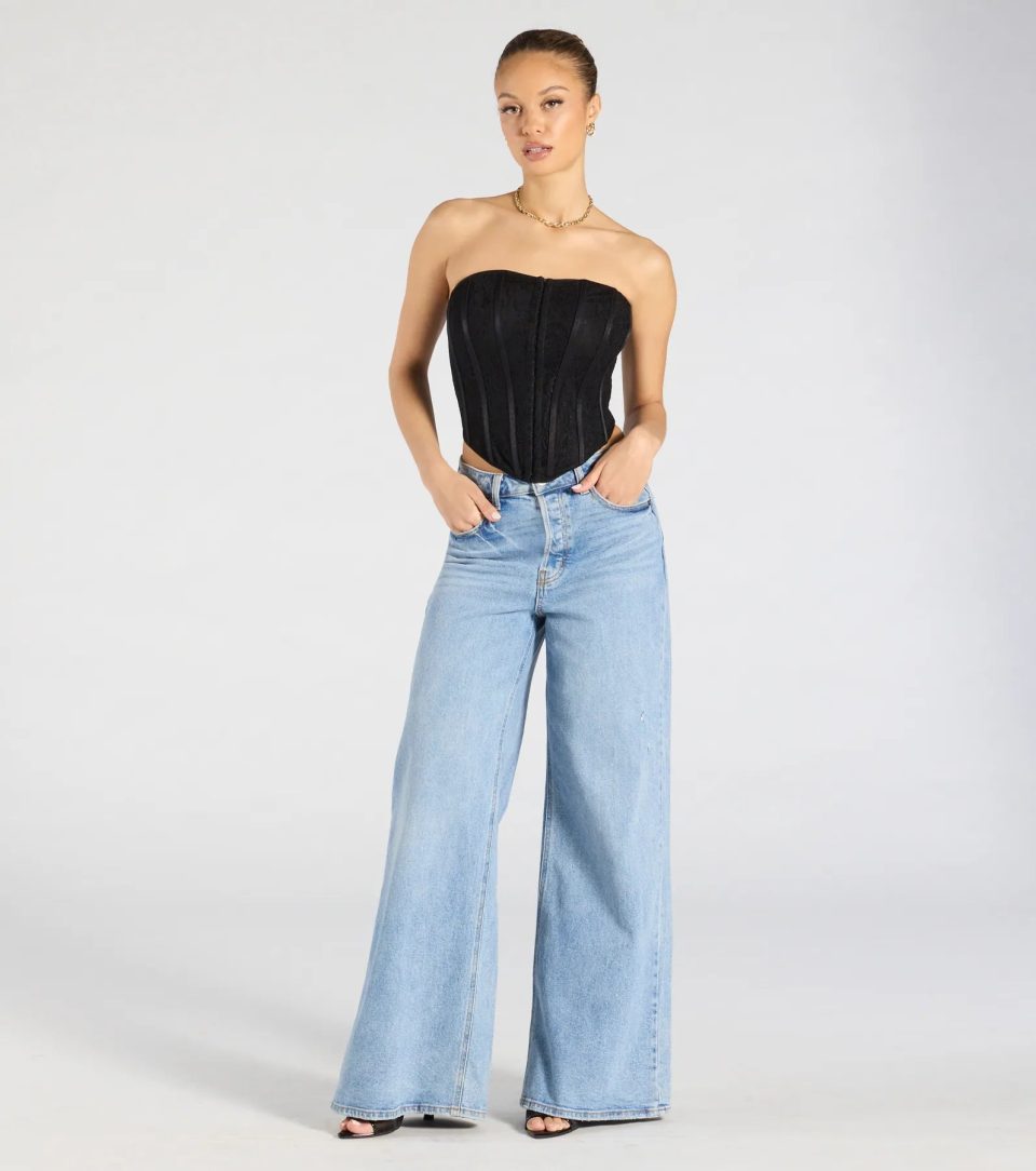 Talk Lace Strapless Corset Top